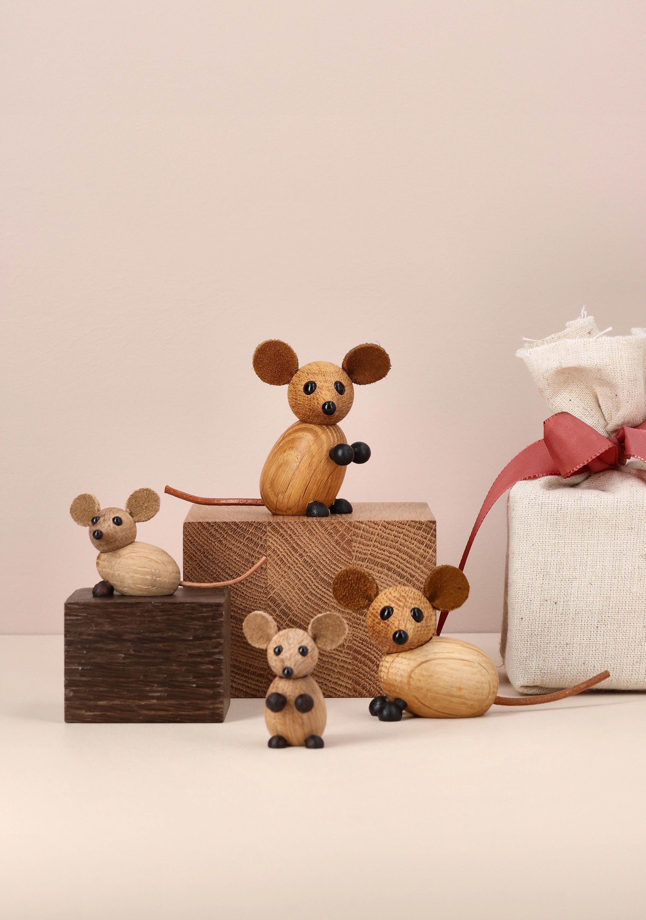 The Country Mouse, miniature