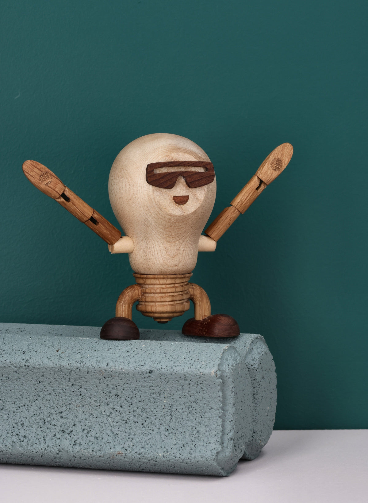 Buster Bulb
